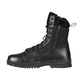 Lightweight Leather and Nylon Uppers: Provides durability and agility.