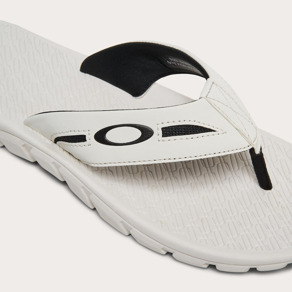Oakley - Operative Sandal 2.0, White (100) Size 12