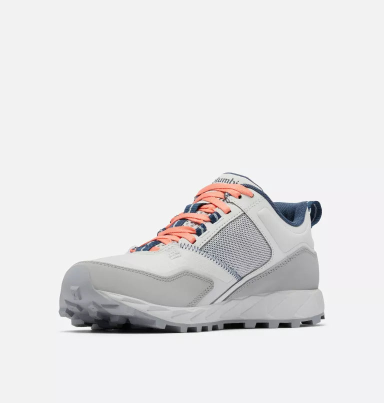 Women's Flow District Shoes: Move confidently on any surface with the Omni-Grip™ non-marking traction rubber outsole.