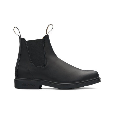 Blundstone 068 Dress Boots: Classic style meets maximum comfort for everyday wear.