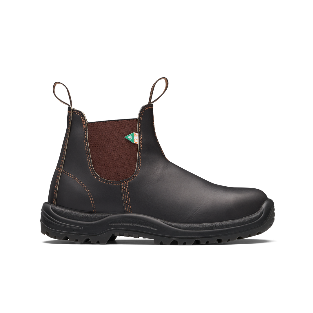 Blundstone 162 Work & Safety Boot: CSA approved with a steel toe for essential protection.