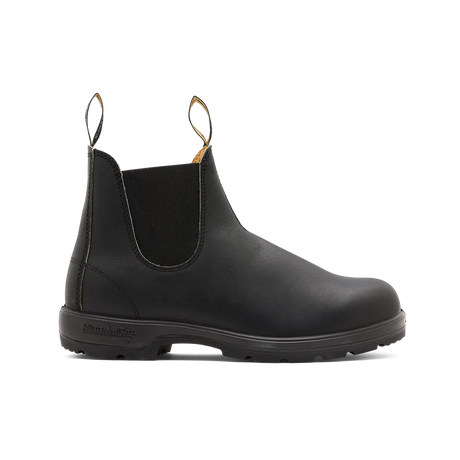 Blundstone 585 Classic: Elevate your wardrobe with the timeless appeal and rugged durability of the Blundstone 585 Classic.