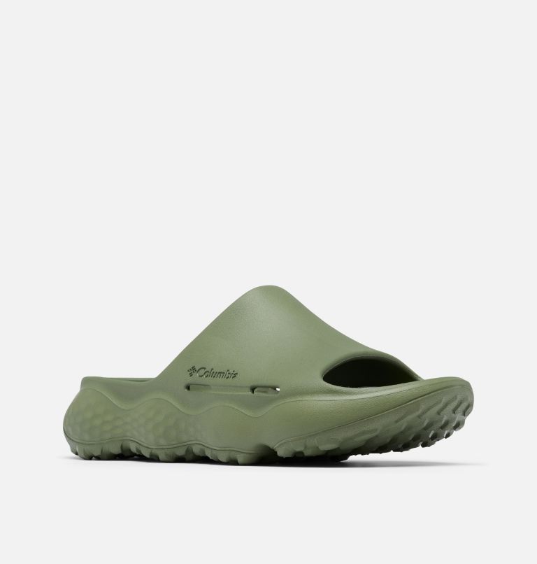 Recovery Sandal: Adapt Trax™ outsole for wet and dry grip.