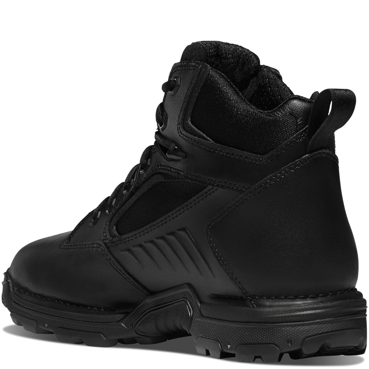 Striker Bolt 4.5" Black GTX: Waterproof, breathable GORE-TEX protection.