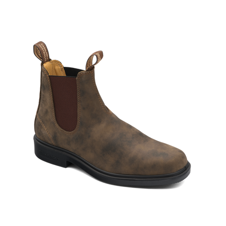 Blundstone 1306 Dress Boots: Crafted from rustic brown leather with a chisel toe for a stylish silhouette.