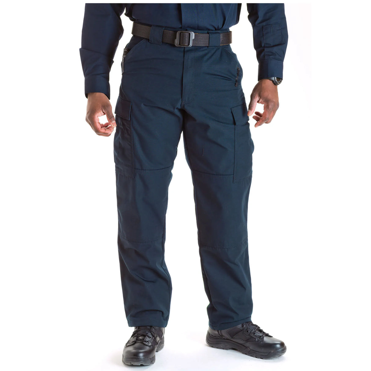 Double-Reinforced Seat Pant: Provides extra durability for prolonged use in rugged environments.