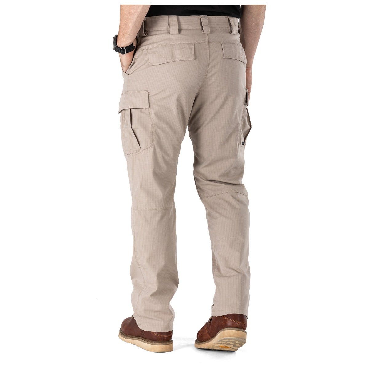 Tactical Gear Pockets Pant: 12 pockets for EDC and tactical essentials.