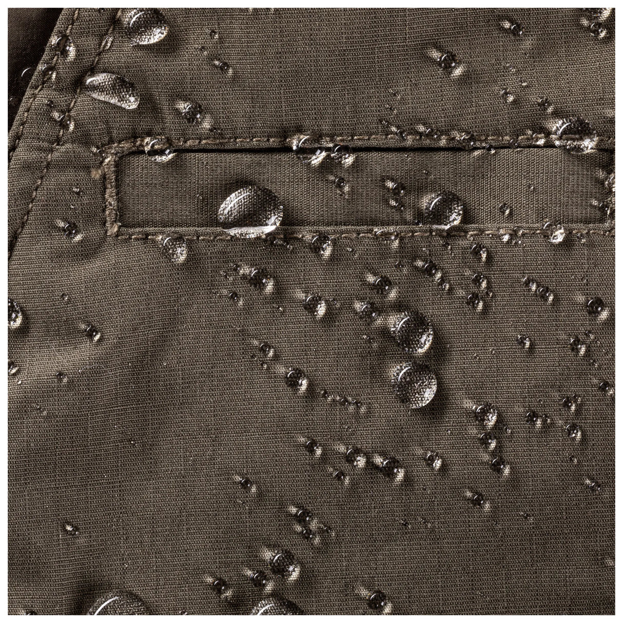 Reinforced Seat and Knees: Provides extra durability and protection.