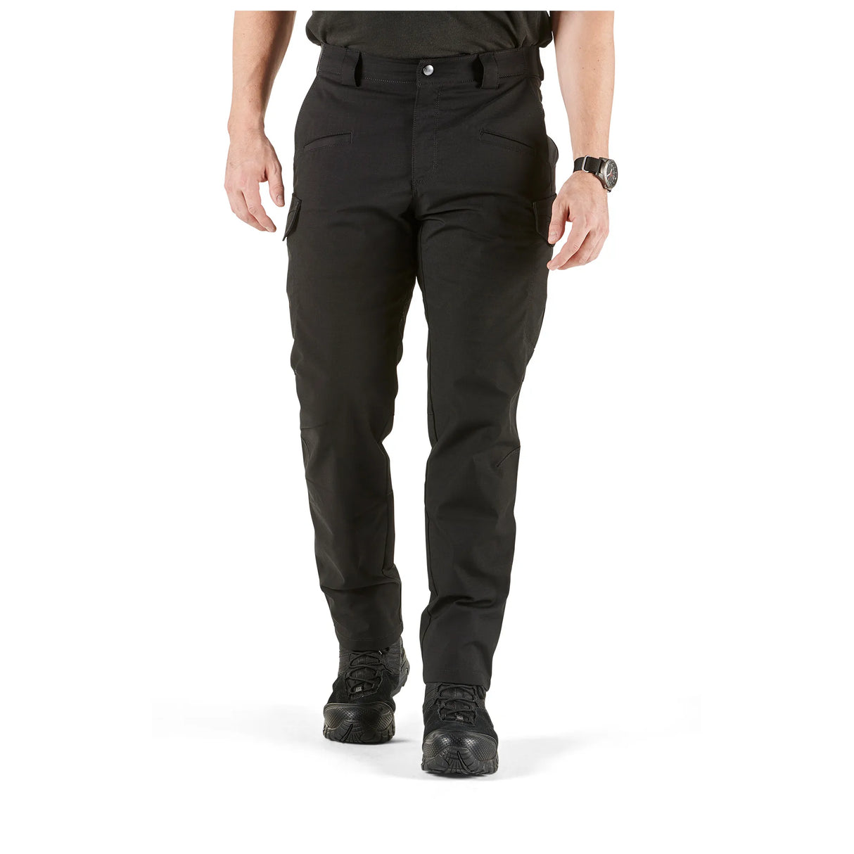 Reliable Performance Wear: Trust in the durability and functionality of the Icon Pant.
