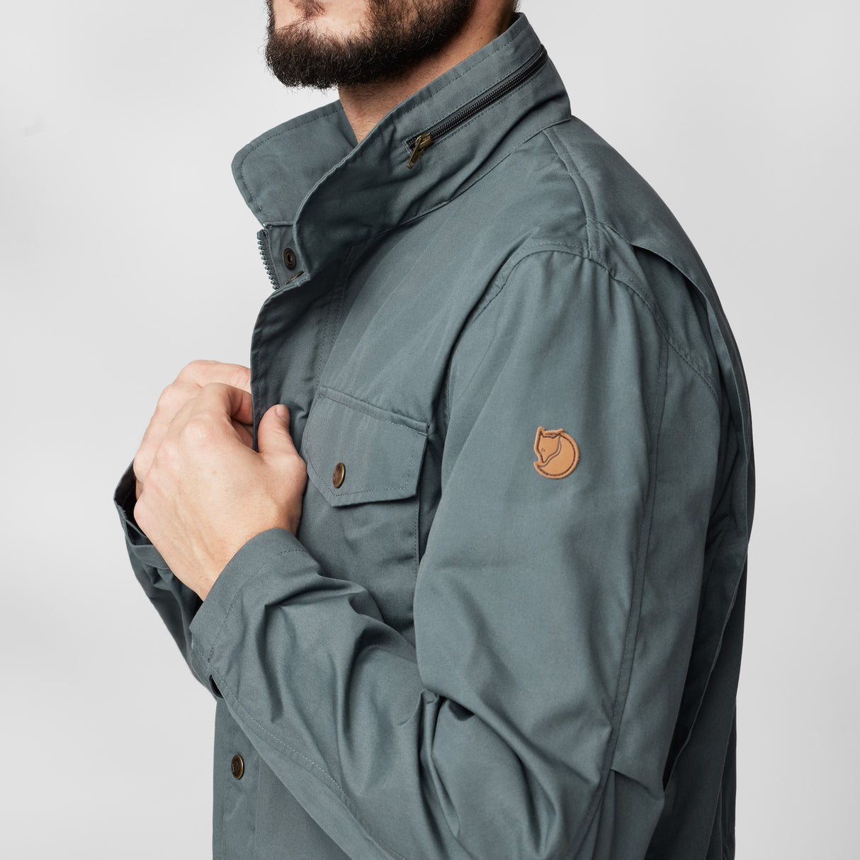 Fjallraven Raven Jacket