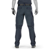 Keep knee protectors in place with P-40 Classic Gen.2 Tactical Pants. No more readjusting—just reliable protection.