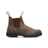 Blundstone 585 Classic: Must-have boots crafted from butter-soft leather lining for comfort and durability.