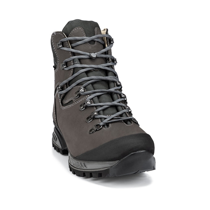 GORE-TEX Lined Boot - Keeps feet dry in wet conditions for all-day comfort.