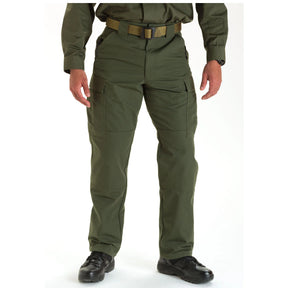Self-Adjusting Waistband Pant: Offers a customizable fit for enhanced comfort during wear.