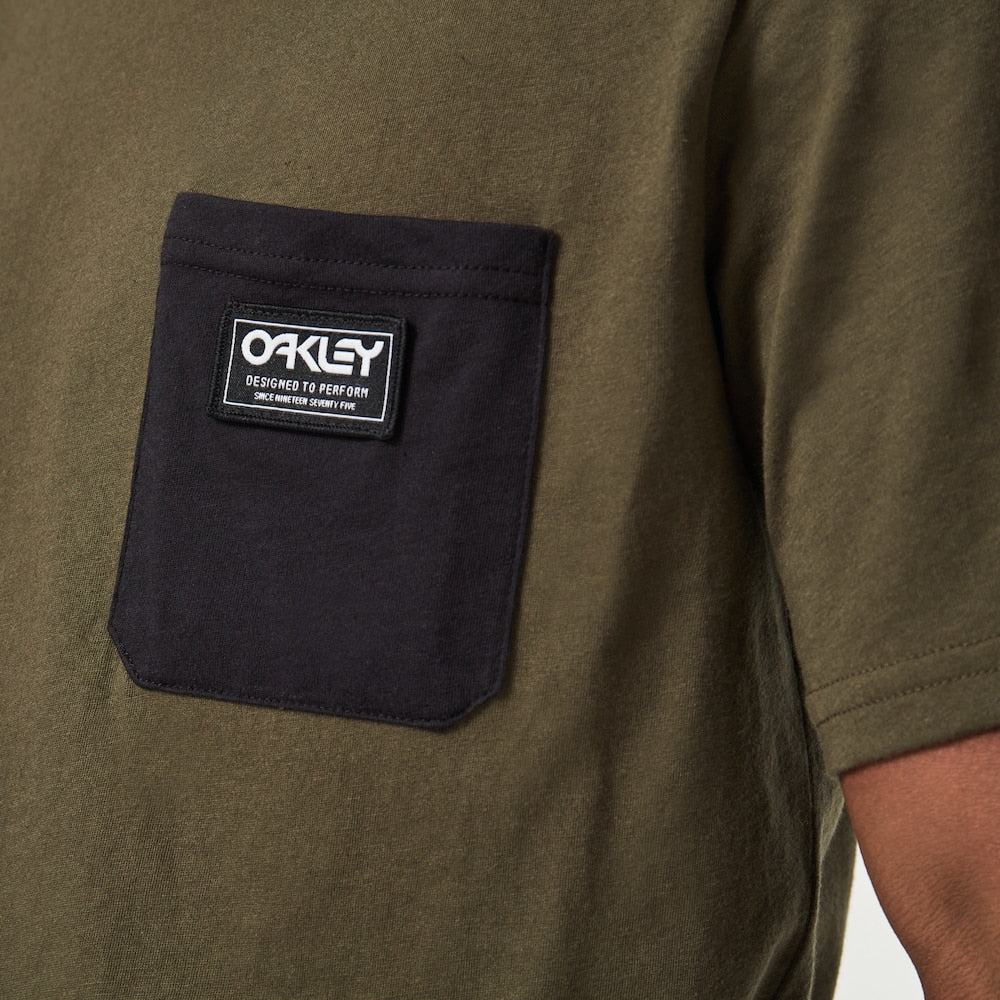 Oakley Classic B1B Pocket Tee - (New Dark Brush)