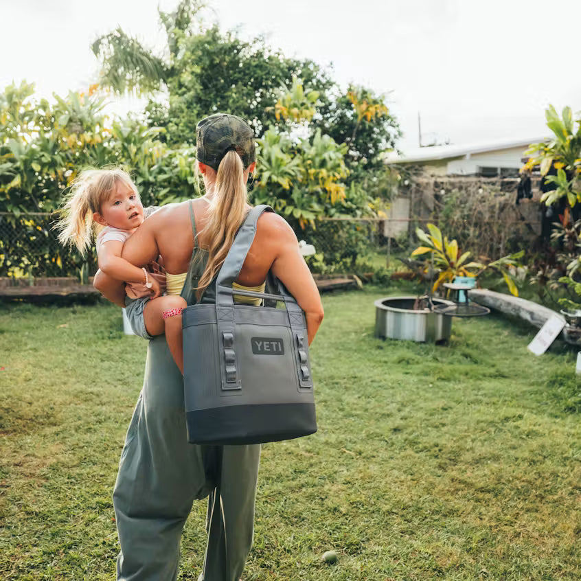 YETI - Camino Carryall 35 2.0 - Mist/Pink/Grasshopper