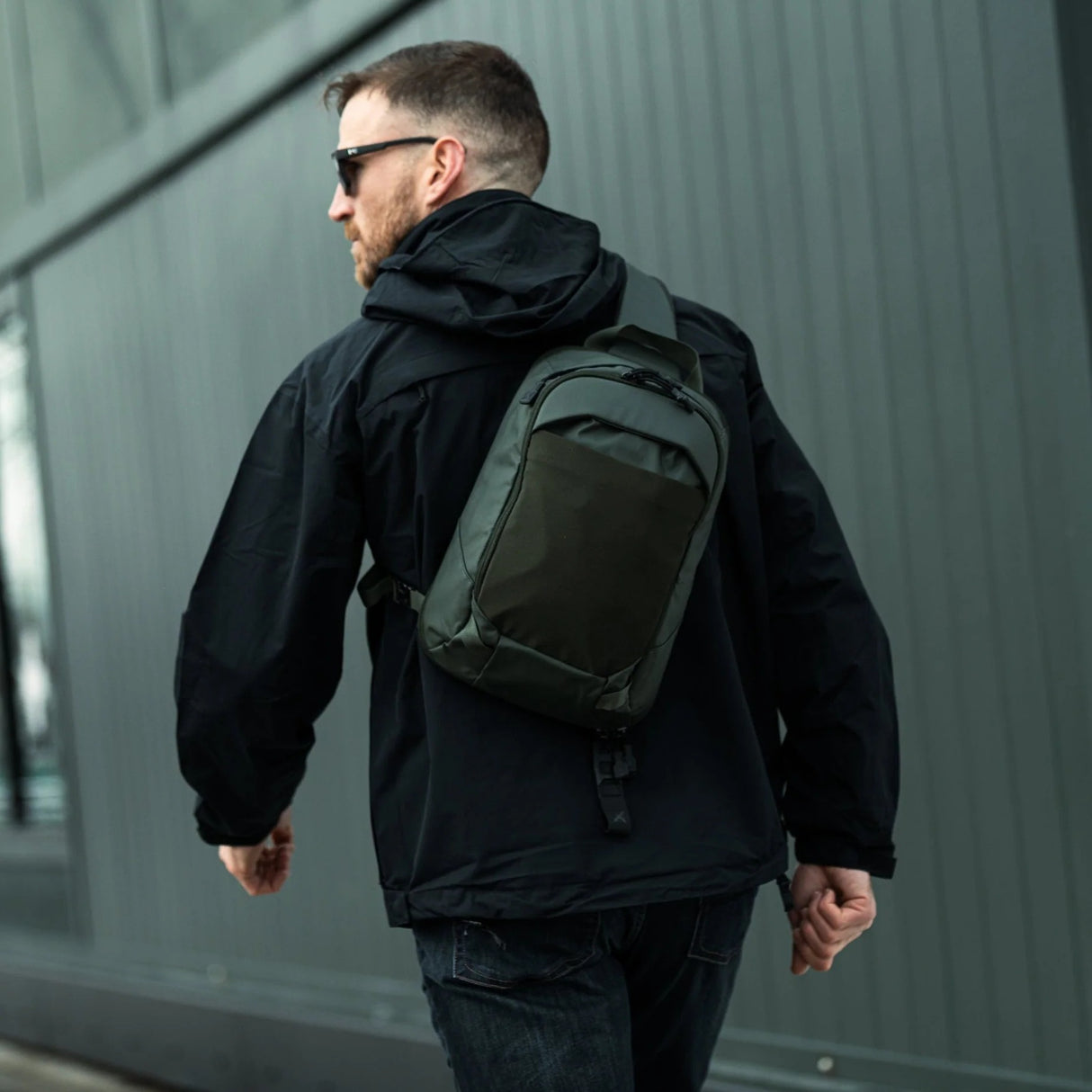 Vertx - Urban Ghost 10L Sling Bag