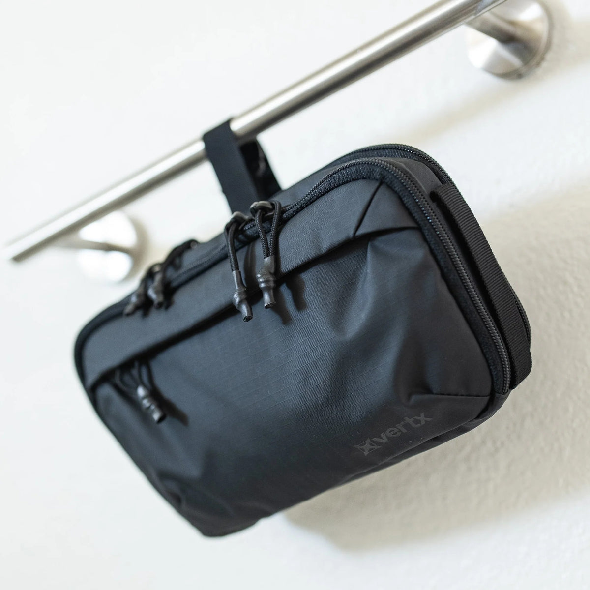 Vertx - Urban Ghost Dopp Kit