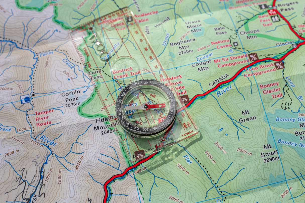 Coghlan's - Deluxe Map Compass