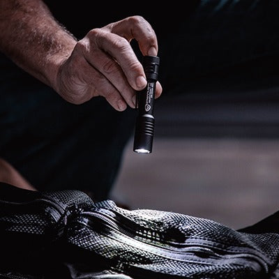 Streamlight MacroStream USB - Includes Micro-USB cord and lanyard - Box - Black