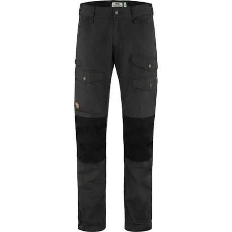 Durable trekking trousers with technical features.