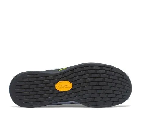 Responsive Midsole Cushioning Shoe - Provides a responsive feel during workouts.